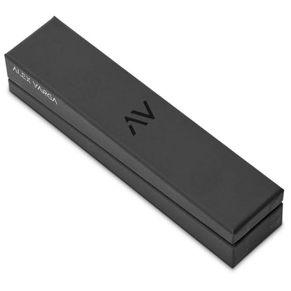AV-19026_CLOSED-BOX