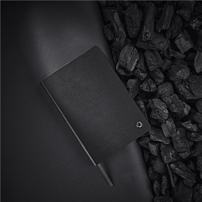 AV-19143_LIFESTYLE-NO-LOGO
