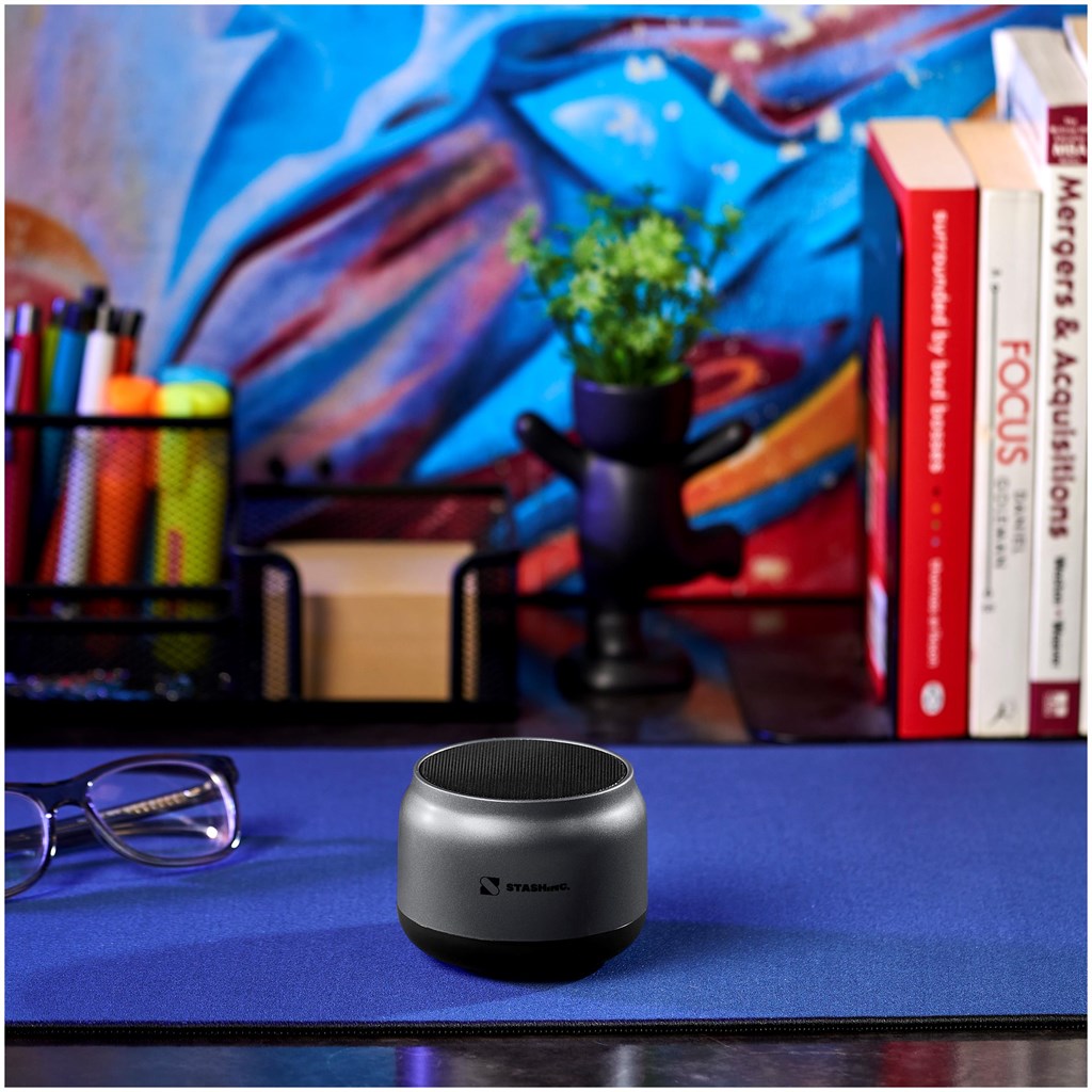 MT-SC-413-B-LIFESTYLE-01
